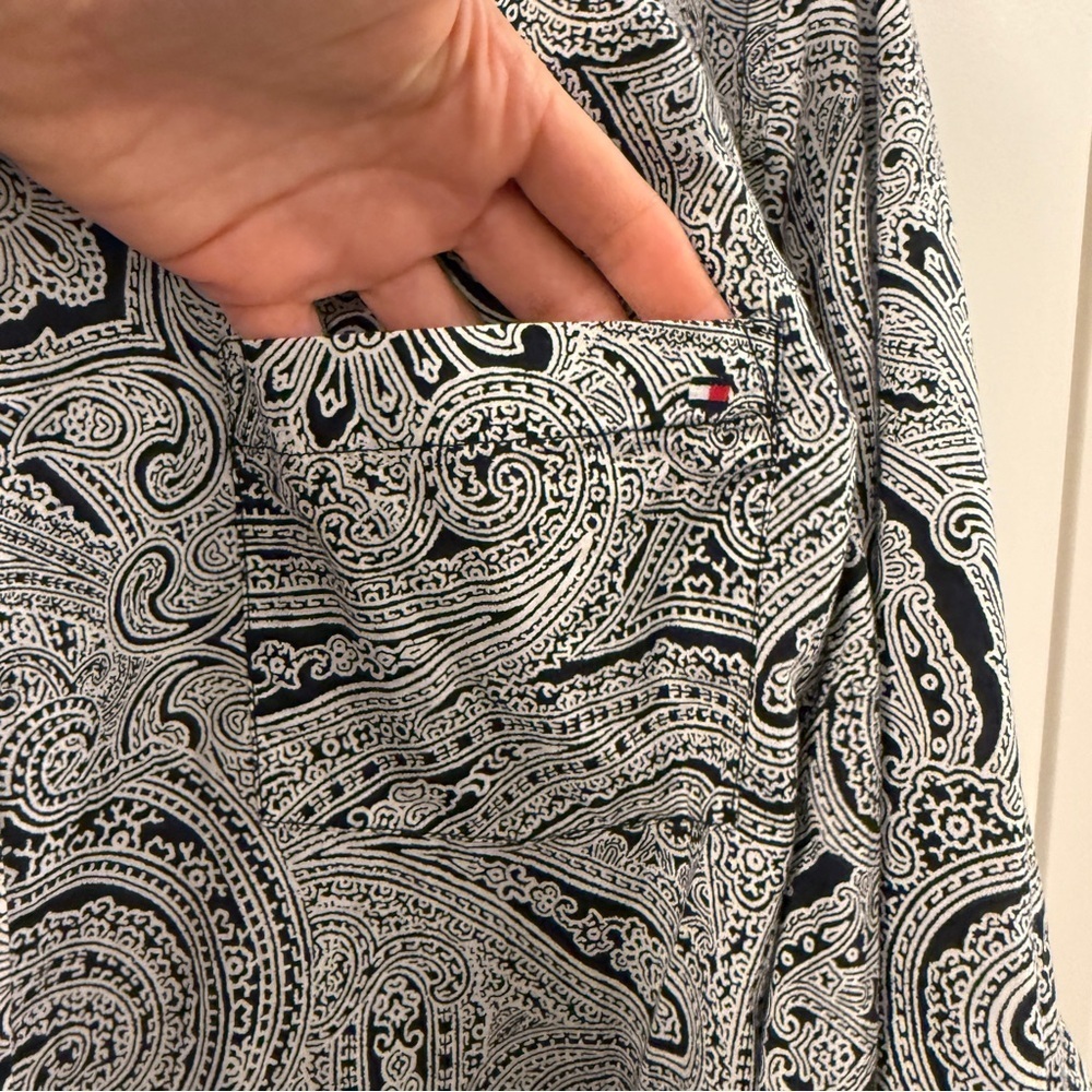Tommy Hilfiger Navy Paisley Button-Down Shirt Women’s 2X 100% Cotton - Picture 5 of 5